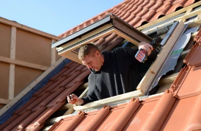 Pose de fenêtres de toit Velux à Averton